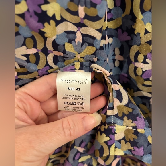 Momoni silk geometric sleeveless blouse pant set - Picture 3 of 9